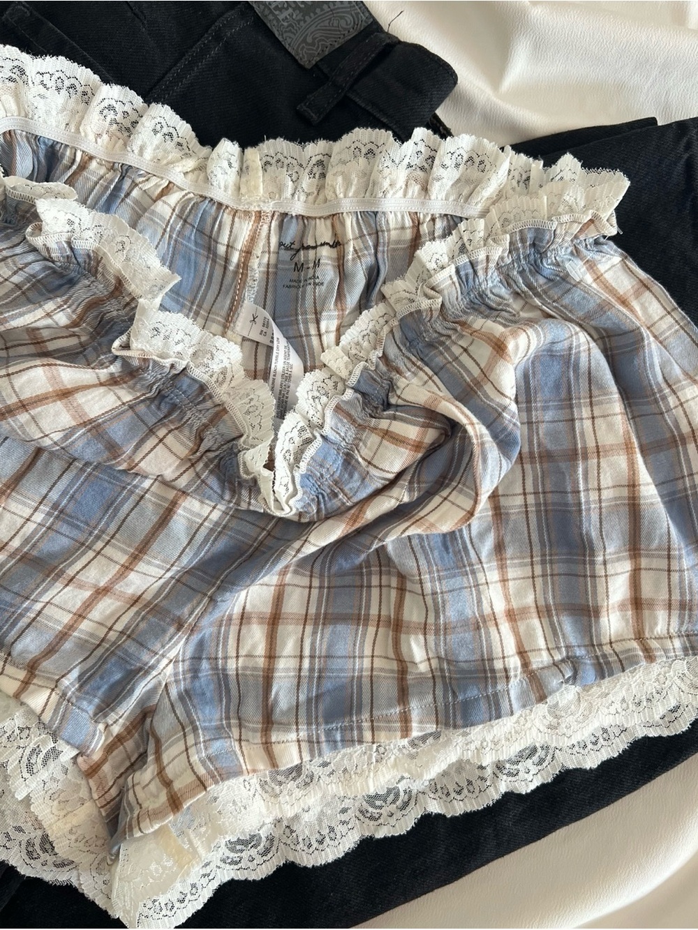 NWOT Out From Under In Your Dreams Shorts Pajama Set ✨☁️ - Picture 4 of 5